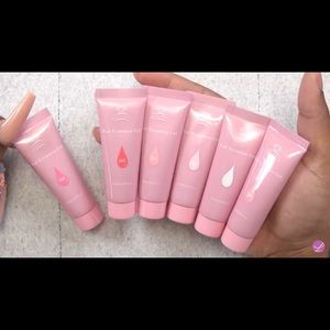 Meet your Posher, Santana